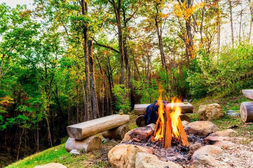 Nordic Mountain Modern Lodge - Family Friendly Luxury Cabin In Walden'S Ridge Сивиървил Екстериор снимка