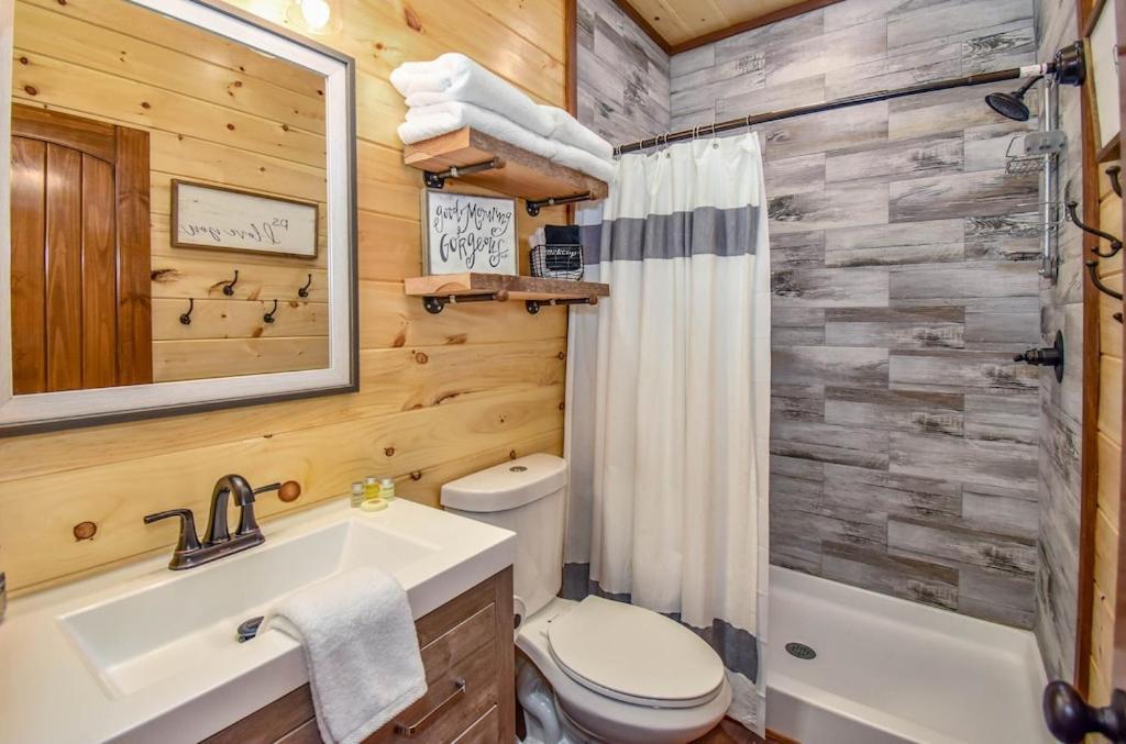 Nordic Mountain Modern Lodge - Family Friendly Luxury Cabin In Walden'S Ridge Сивиървил Екстериор снимка